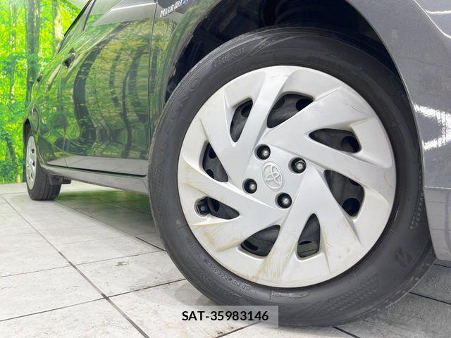 Toyota AQUA 2016-06 7214765-12