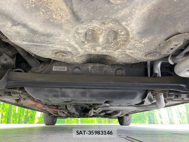 Toyota AQUA 2016-06 7214765-18