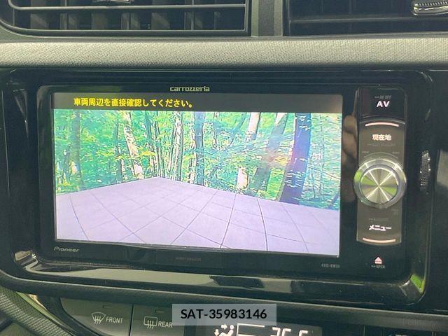 Toyota AQUA 2016-06 7214765-3