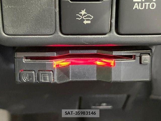 Toyota AQUA 2016-06 7214765-5