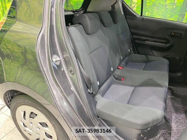 Toyota AQUA 2016-06 7214765-8
