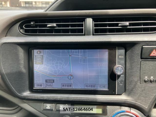 Toyota AQUA 2013-01 7214694-22