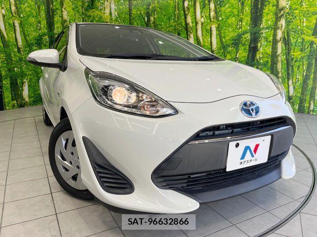 Toyota AQUA 2017-07 7214785-11