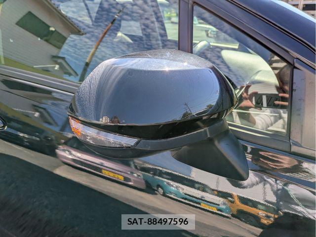Toyota AQUA 2022-01 7214864-23