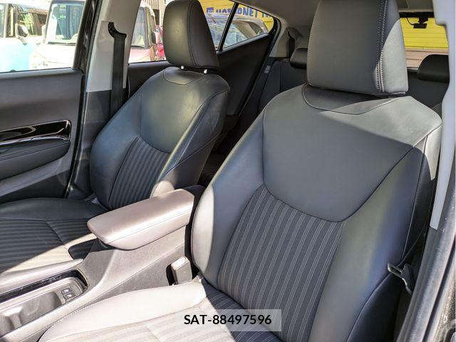 Toyota AQUA 2022-01 7214864-3