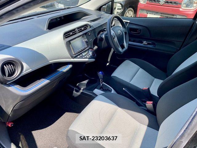 Toyota AQUA 2014-03 7214718-11