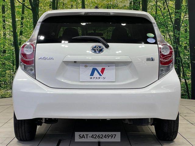 Toyota AQUA 2012-03 7214670-14