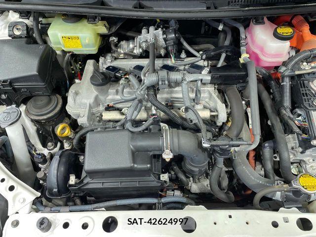 Toyota AQUA 2012-03 7214670-17