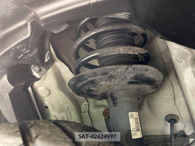 Toyota AQUA 2012-03 7214670-19