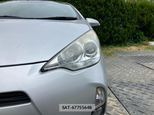 Toyota AQUA 2012-05 7214687-22