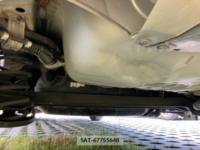 Toyota AQUA 2012-05 7214687-23