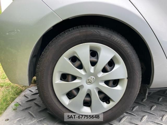 Toyota AQUA 2012-05 7214687-8