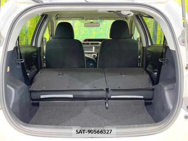Toyota AQUA 2013-06 7214695-9