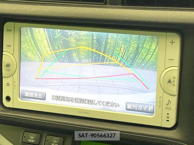Toyota AQUA 2013-06 7214695-3