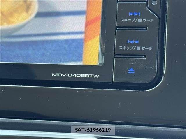 Toyota AQUA 2018-07 7214803-21