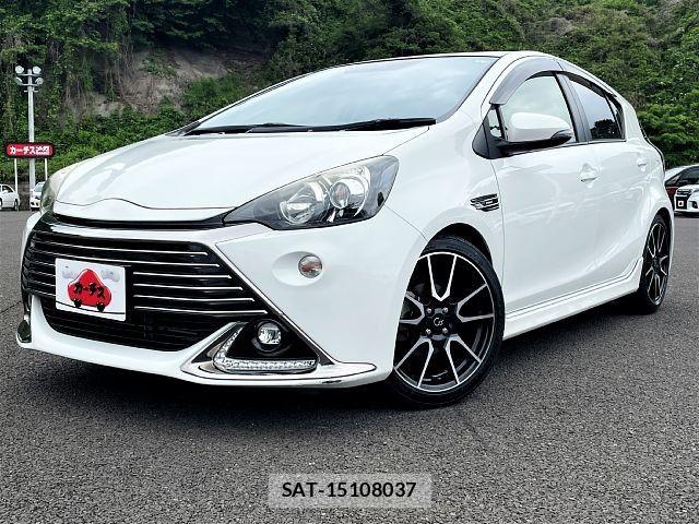 Toyota AQUA 2015-01 7214729-0