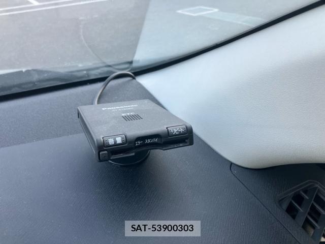 Toyota AQUA 2012-01 7214664-19