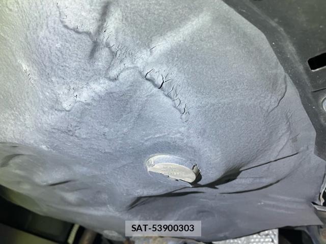 Toyota AQUA 2012-01 7214664-21