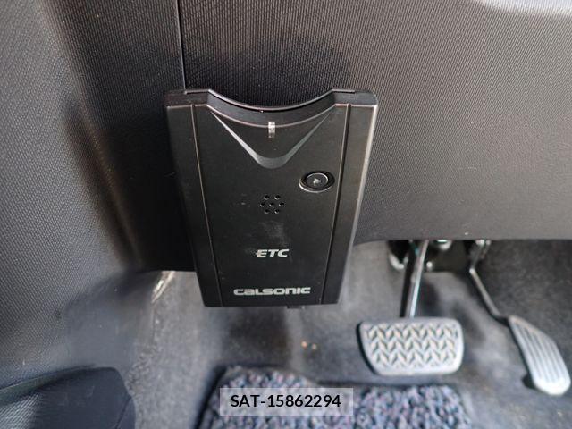 Toyota AQUA 2015-03 7214738-18