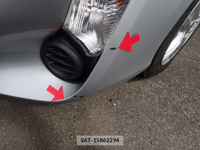 Toyota AQUA 2015-03 7214738-26
