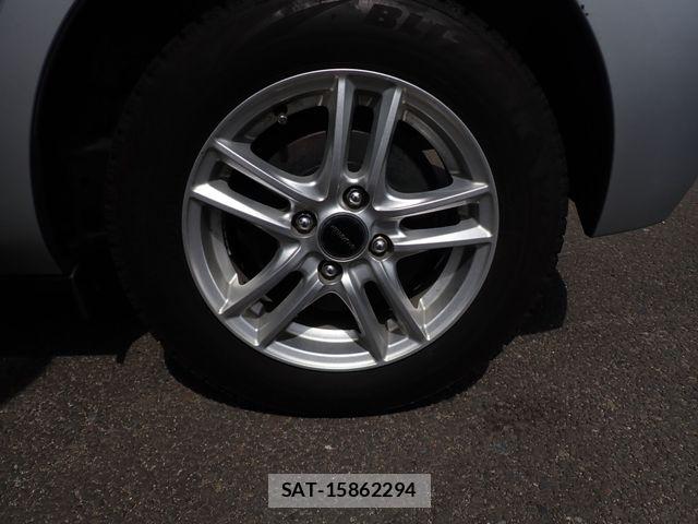 Toyota AQUA 2015-03 7214738-3