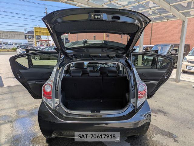 Toyota AQUA 2013-10 7214714-23