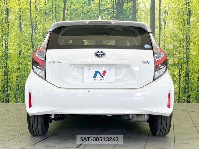 Toyota AQUA 2020-04 7214839-14
