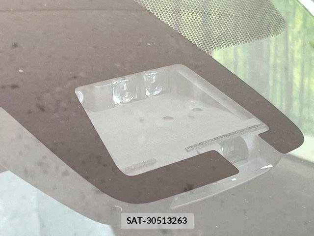 Toyota AQUA 2020-04 7214839-3