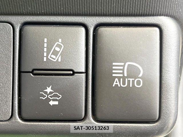 Toyota AQUA 2020-04 7214839-4