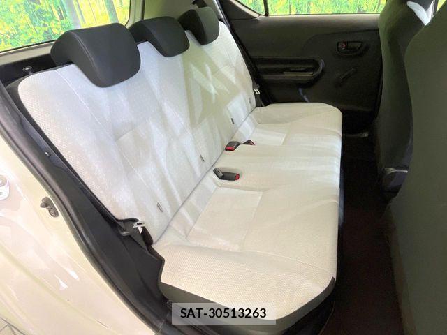 Toyota AQUA 2020-04 7214839-8
