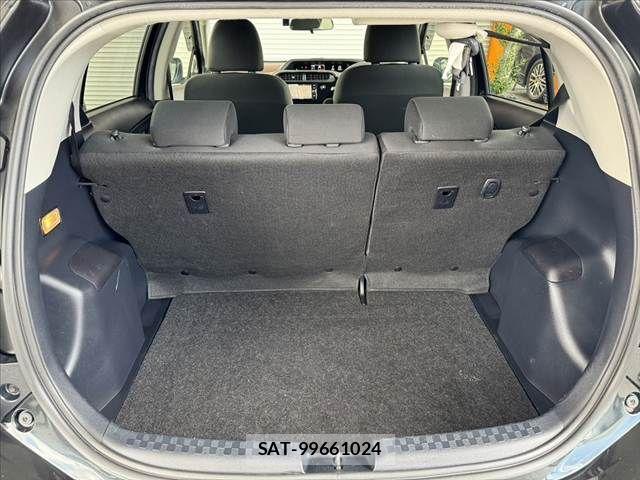 Toyota AQUA 2018-05 7214805-19