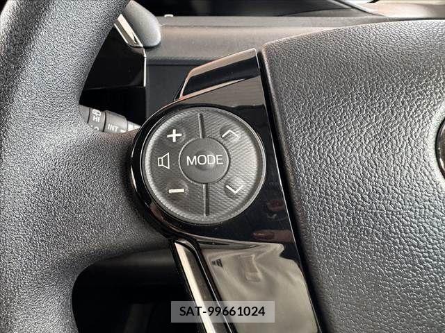 Toyota AQUA 2018-05 7214805-26