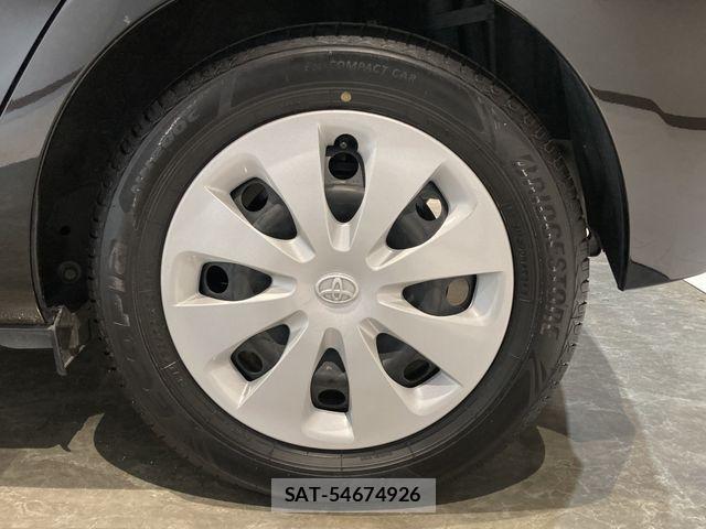 Toyota AQUA 2013-06 7214702-9