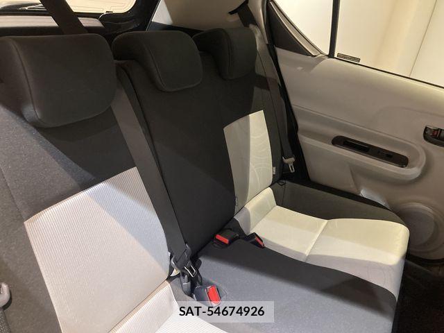 Toyota AQUA 2013-06 7214702-11