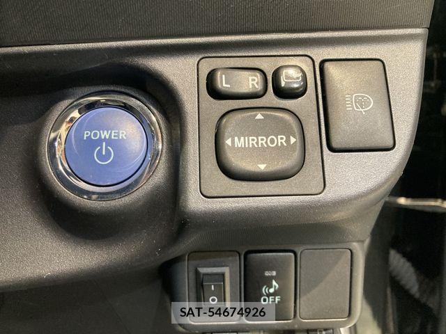 Toyota AQUA 2013-06 7214702-21