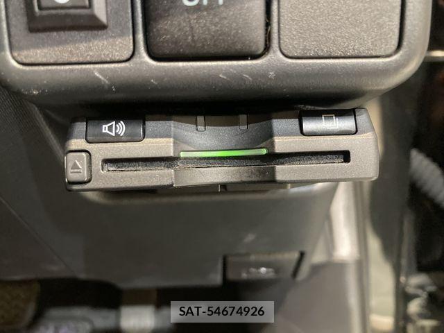 Toyota AQUA 2013-06 7214702-22