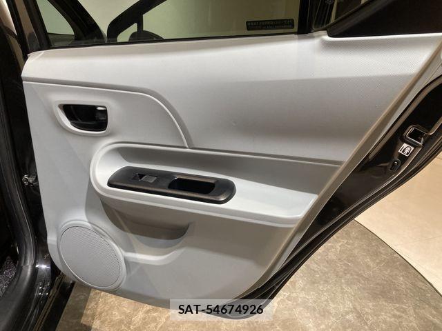 Toyota AQUA 2013-06 7214702-24