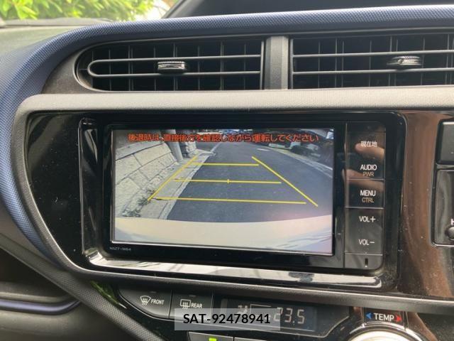 Toyota AQUA 2015-03 7214737-23