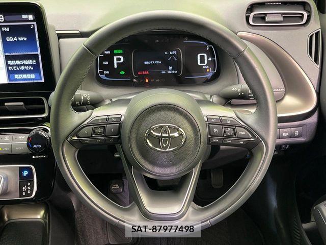 Toyota AQUA 2023-05 7213650-10