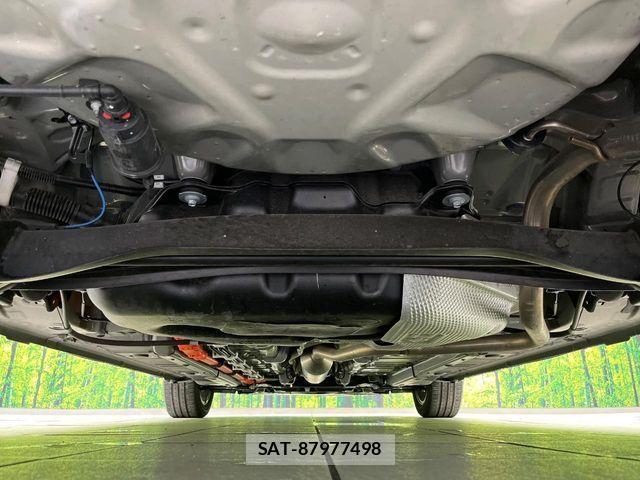 Toyota AQUA 2023-05 7213650-18