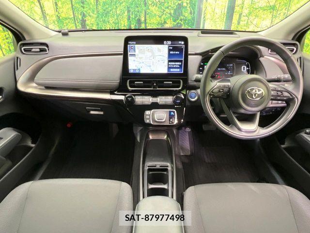 Toyota AQUA 2023-05 7213650-1