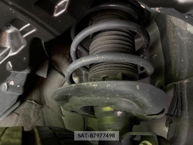 Toyota AQUA 2023-05 7213650-19