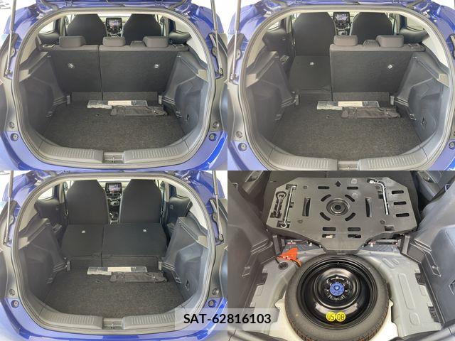 Toyota AQUA 2023-06 7213656-11