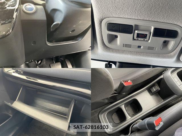 Toyota AQUA 2023-06 7213656-22