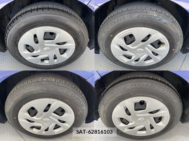 Toyota AQUA 2023-06 7213656-27