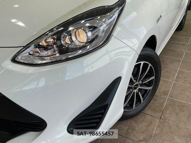 Toyota AQUA 2017-07 7214787-10