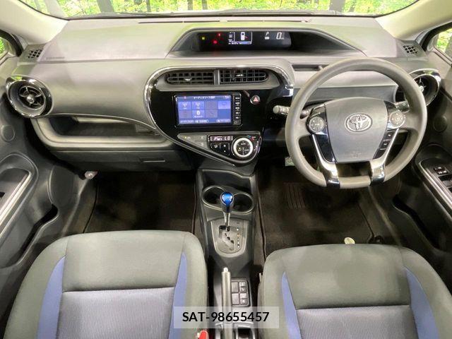 Toyota AQUA 2017-07 7214787-1