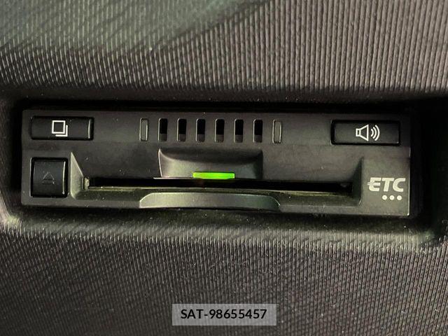 Toyota AQUA 2017-07 7214787-4