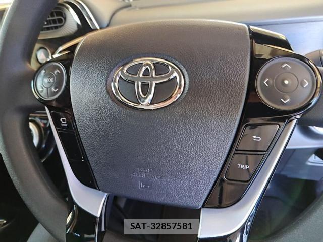 Toyota AQUA 2021-06 7214851-17