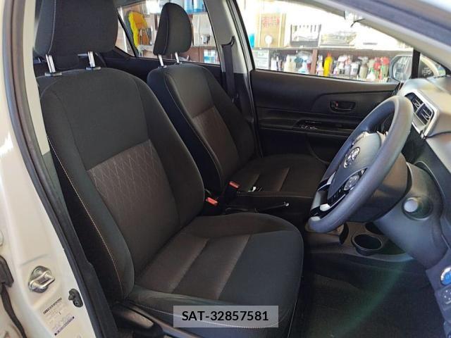 Toyota AQUA 2021-06 7214851-20